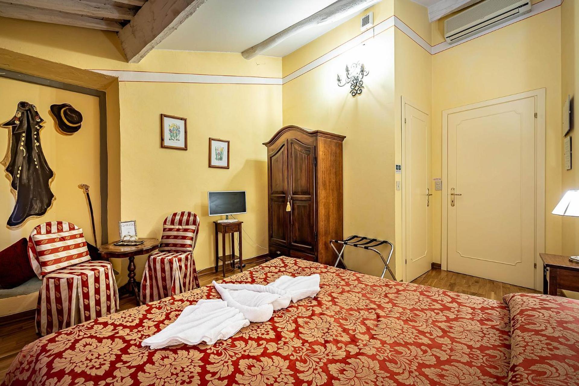 Hotel Antica Dimora Patrizia Montecarlo Exterior foto